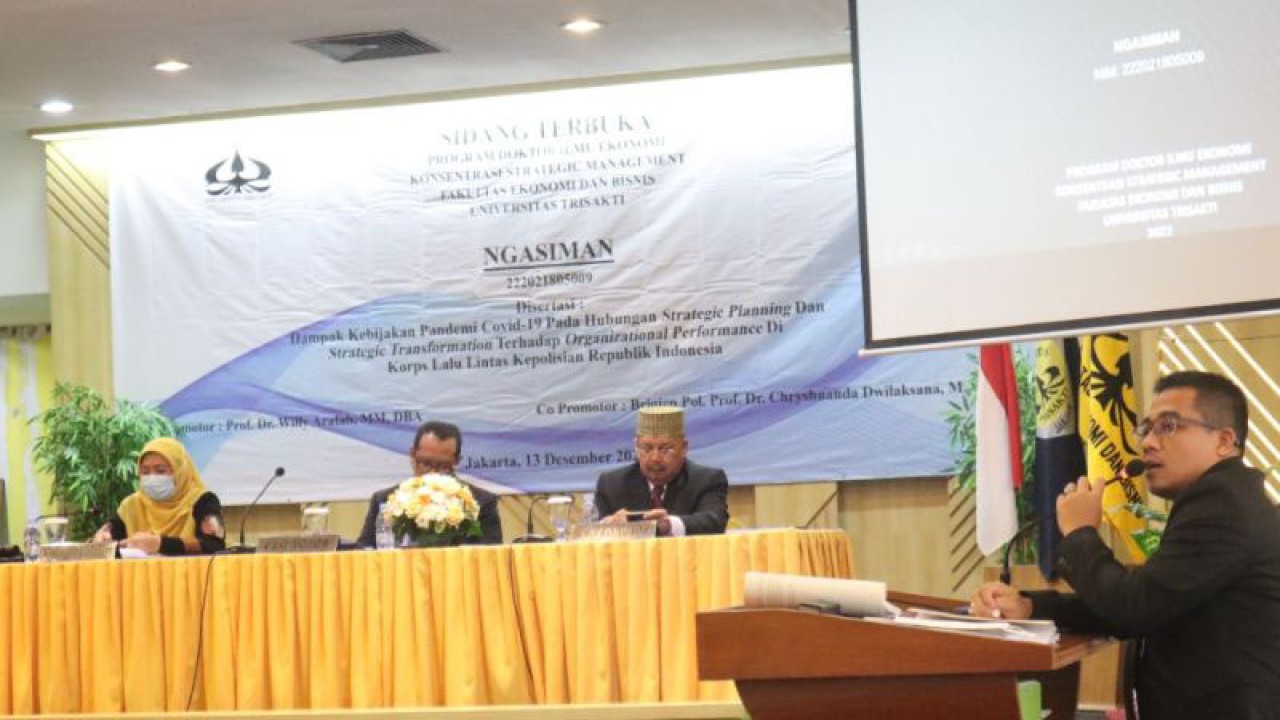 Suasana sidang disertasi pengamat keamanan dan intelijen Ngasiman Djoyonegoro di Jakarta, Selasa (13-12-2022). ANTARA/Dokumentasi Pribadi