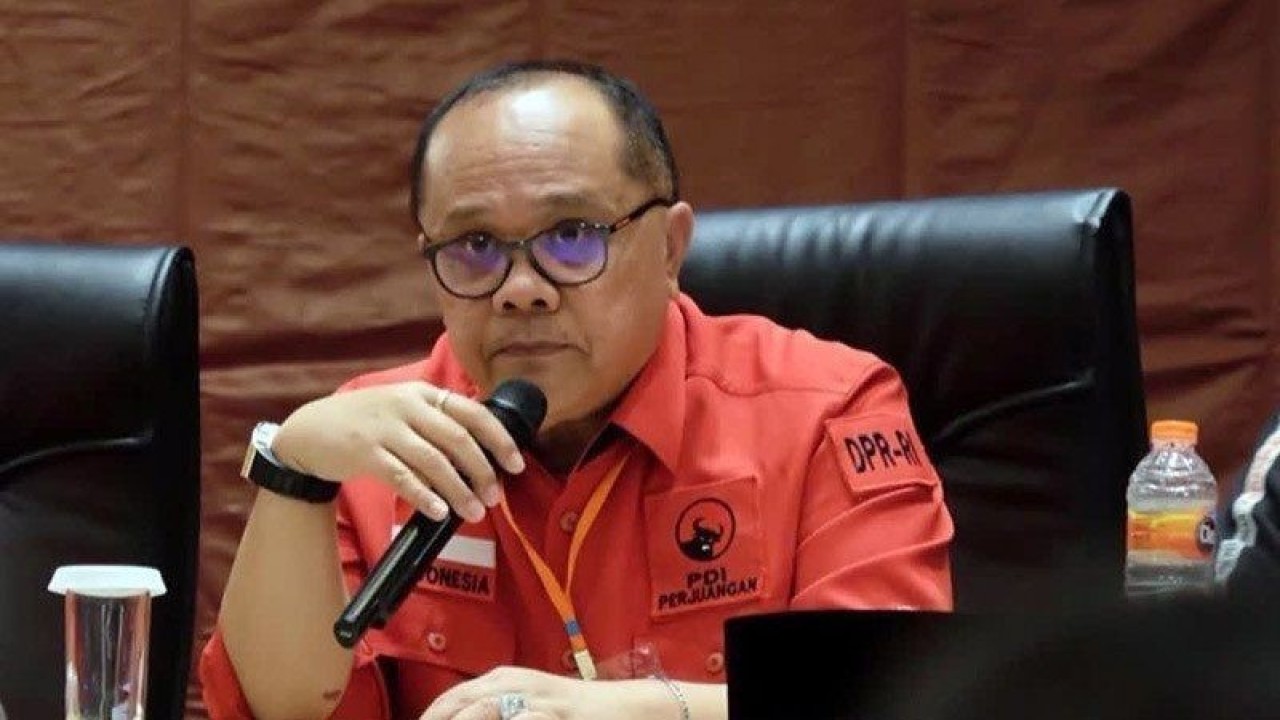 Wakil Ketua Komisi II DPR RI Junimart Girsang. (ANTARA/HO-Dokpri/am)