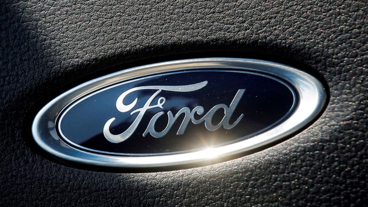 Ilustrasi. Logo Ford. (Reuters)