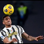 Foto arsip - Pemain Juventus asal Brazil Danilo (ANTARA/AFP/MIGUEL MEDINA)-1673147068