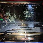 Ilustrasi - Mobil bus tim bola rusak akibat diserang oknum suporter. (HO/Antara)-1674973345