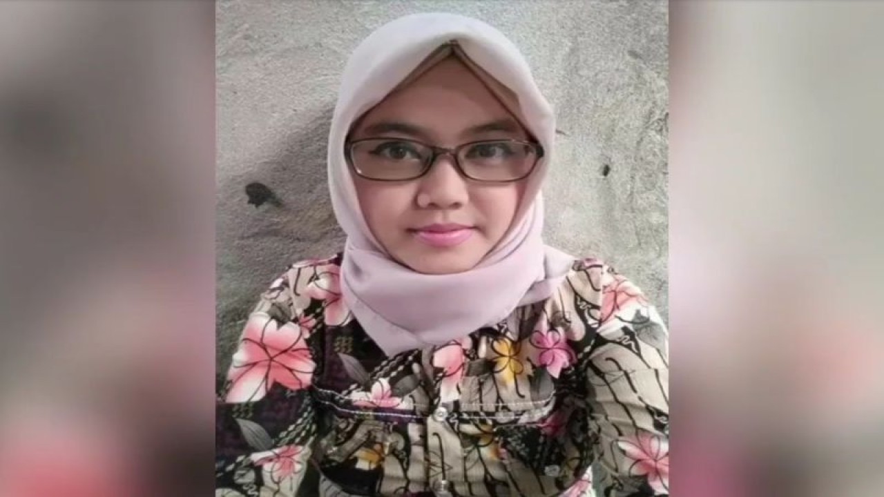 Tangkapan layar foto wanita berinisial SIY alias Indah yang dinyatakan hilang oleh keluarganya di Jakarta Utara sejak 26 Desember 2022. ANTARA/HO-Keluarga Indah