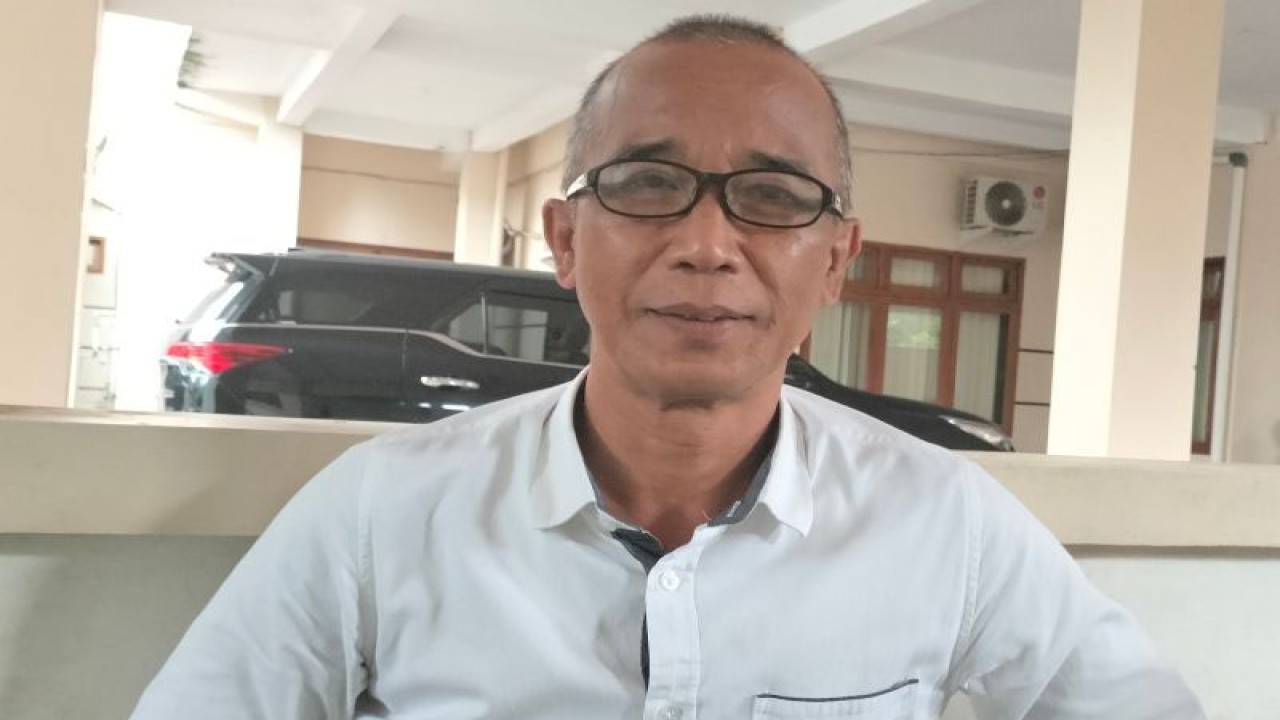 Ketua Komisi IV DPRD Kulon Progo Muhtarom Asrori. ANTARA/Sutarmi