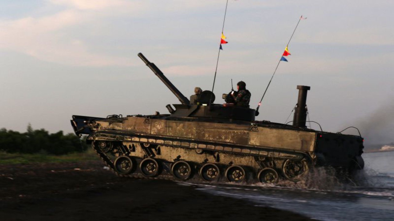 Ilustrasi - Tank militer. ANTARA FOTO/Budi Candra Setya/aww.