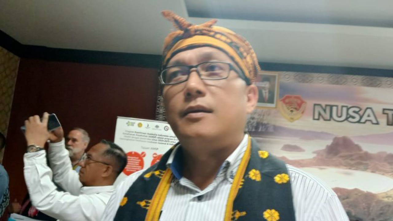 Kepala Bidang Kesehatan Hewan dan Kesehatan Masyarakat Veteriner Dinas Peternakan Provinsi Nusa Tenggara Timur Melky Angsar (ANTARA/Benny Jahang)