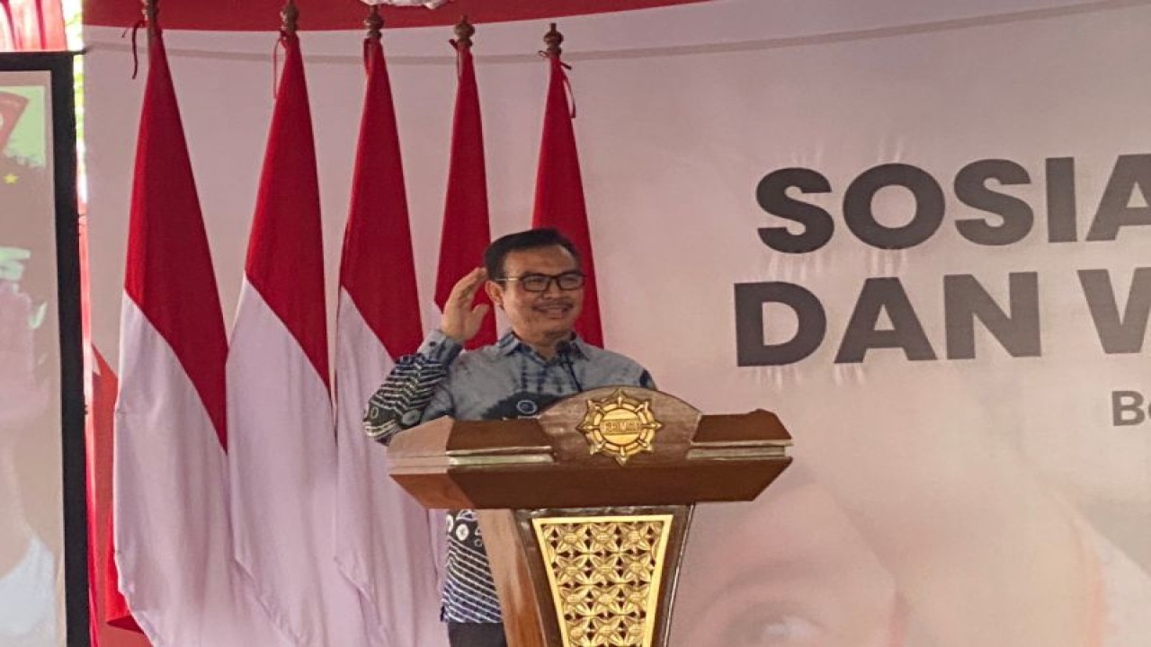 Kepala BKKBN Hasto Wardoyo dalam Sosialisasi Cegah Stunting di Jakarta, Selasa (7/2/2023). (ANTARA/Hreeloita Dharma Shanti)