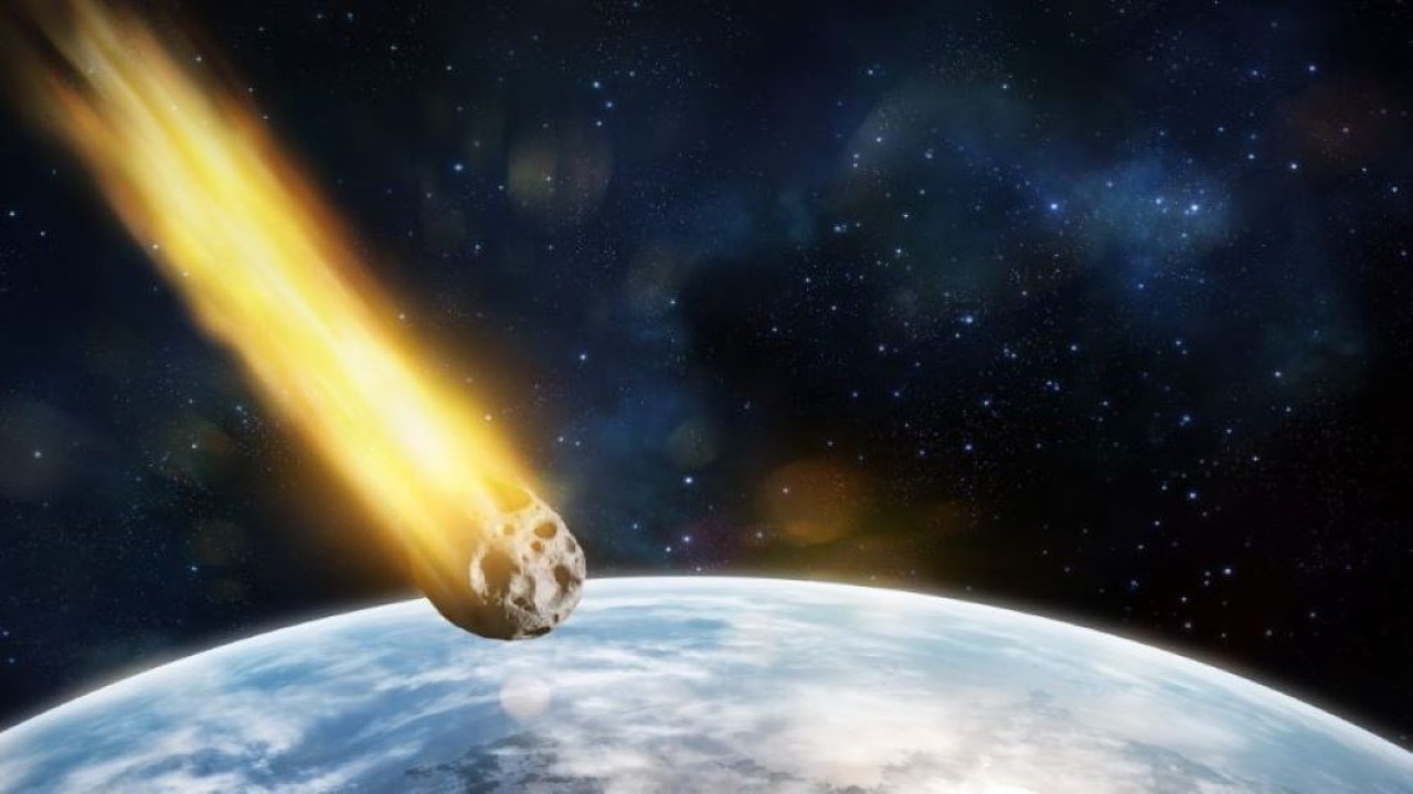 Horrified!  A swimming pool-sized asteroid has the potential to hit Earth in February 2046