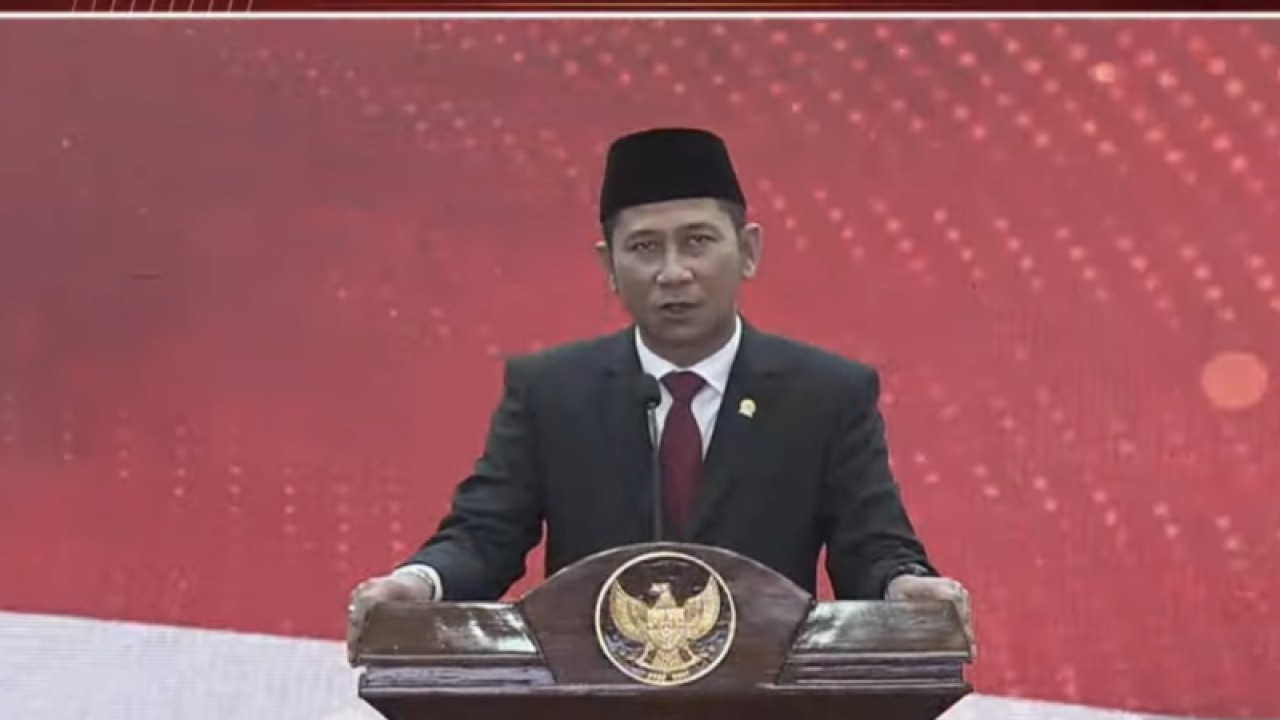 Tangkapan layar Ketua Komisi Yudisial Republik Indonesia (KY RI) Mukti Fajar Nur Dewata ketika menyampaikan laporan tahunan Komisi Yudisial Tahun 2022 di Auditorium Lantai 4 Gedung Komisi Yudisial, dipantau di kanal YouTube Komisi Yudisial, dari Jakarta, Senin (13/3/2023). ANTARA/Putu Indah Savitri