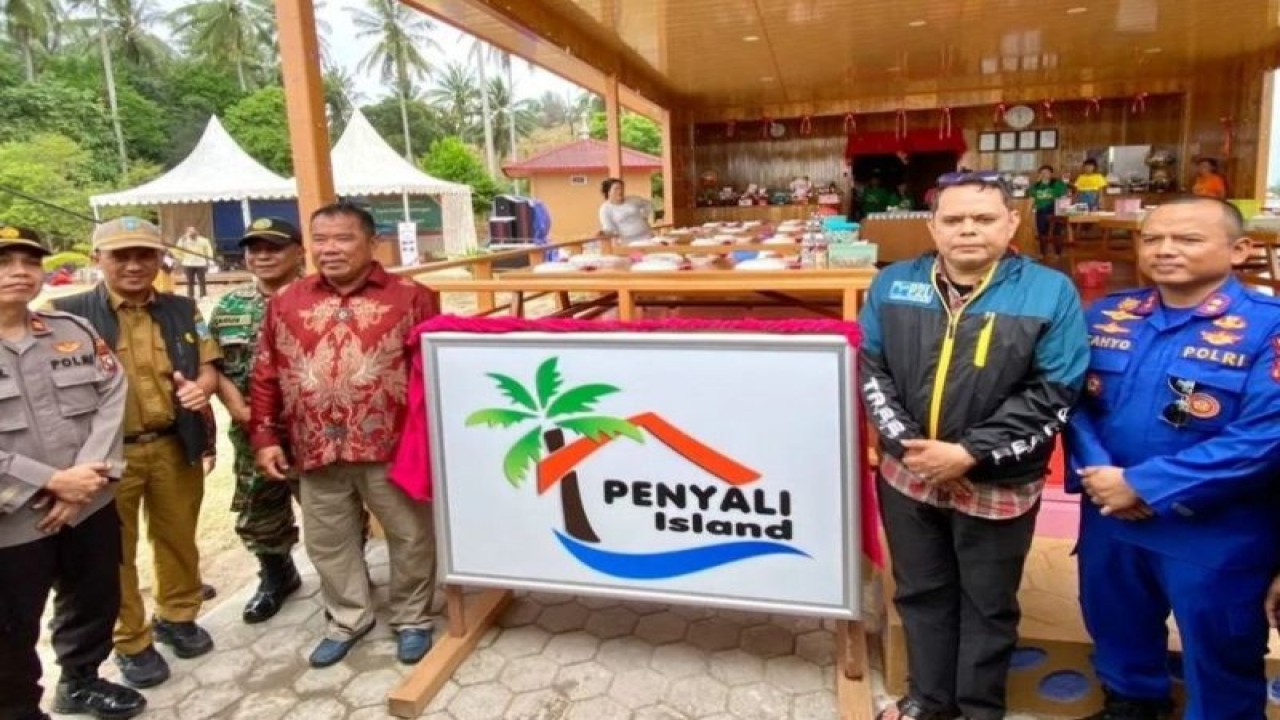 Acara peresmian Pulau Penyali Resort di Kabupaten Kepulauan Anambas, Kepri, Selasa (28/2). (ANTARA/HO- Dispar KKA)