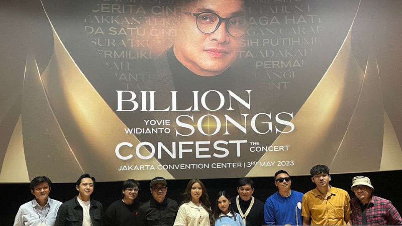 Seluruh penampil "Billion Songs Confest" saat ditemui usai konferensi pers di FX Sudirman, Jakarta Pusat, Senin (13/3/2023) (ANTARA/Lifia Mawaddah Putri)