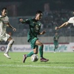 Aji minta pemain Persebaya tegakkan kepala meski kalah di kandang-1680747658
