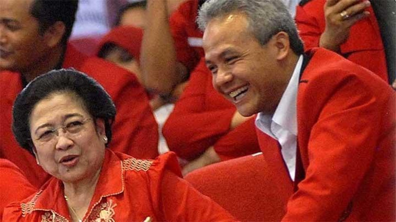 Ganjar Pranowo dan Ketua Umum PDI Perjuangan Megawati Soekarnoputri. (Net)