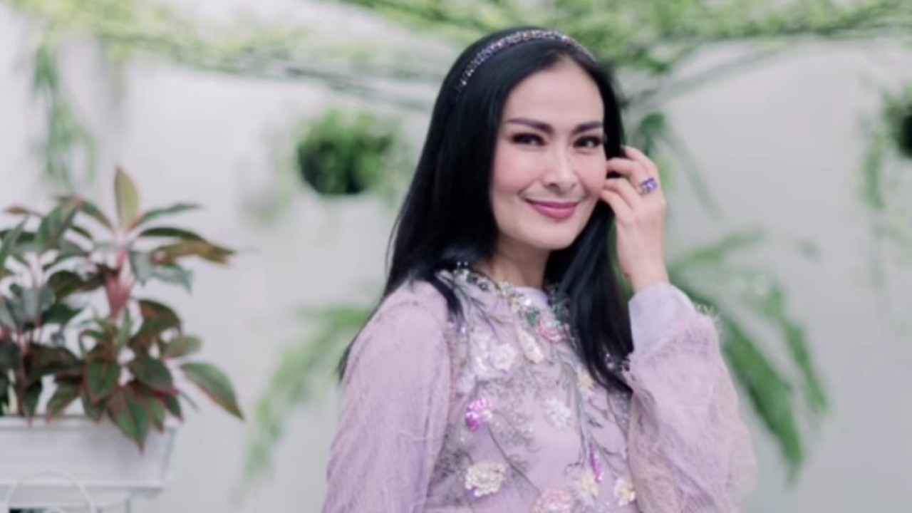 Iis Dahlia/Instagram