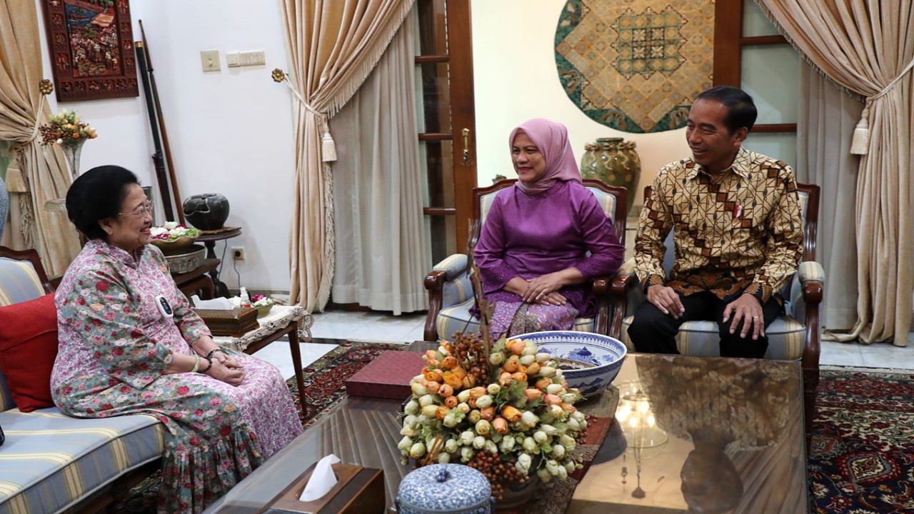 Halal Bihalal Jokowi-Iriana di Kediaman Megawati Santai Tapi Happy. (dok. PDIP)