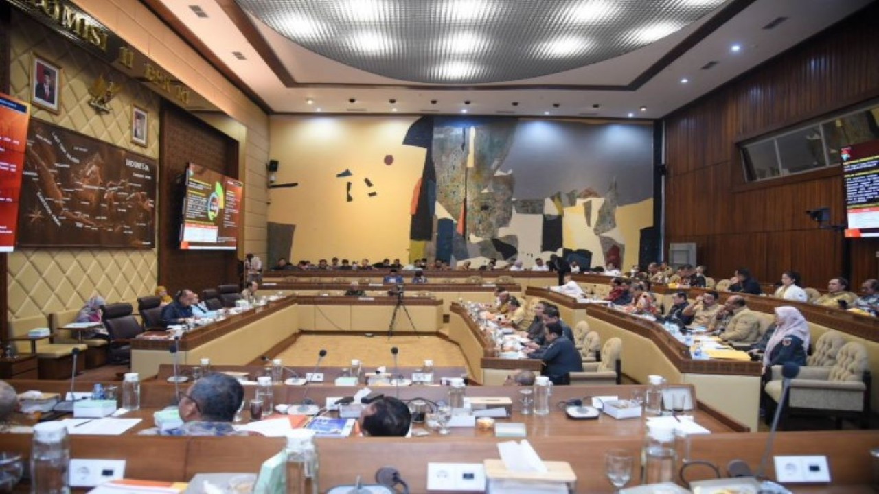Suasana Rapat Dengar Pendapat Komisi II dengan Kemendagri, KPU, Bawaslu dan DKPP di Gedung Nusantara, Senayan, Jakarta, Senin (29/5/2023). (Geraldi/nr)