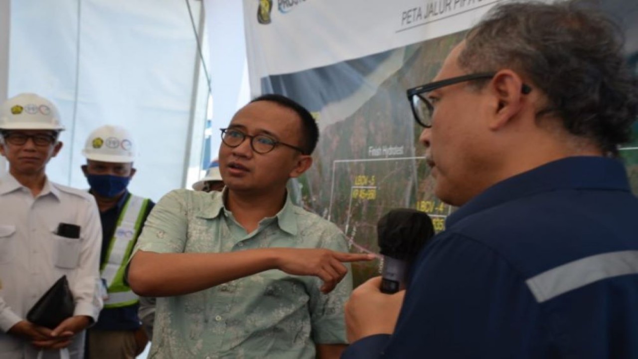 Wakil Ketua Komisi VII DPR RI Bambang Haryadi saat memimpin Tim Kunspek Komisi VII DPR RI meninjau Stasiun Gas ESDM Semarang Tambakrejo. (Puntho/nr)