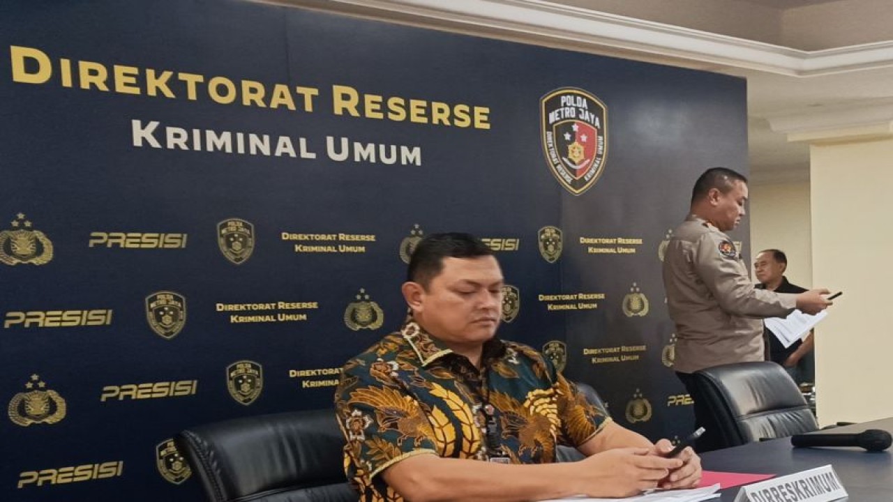 Direktur Reserse Kriminal Umum Kombes Pol Hengki Haryadi saat ditemui di Jakarta, Jumat (26/5/2023). ANTARA/Ilham Kausar