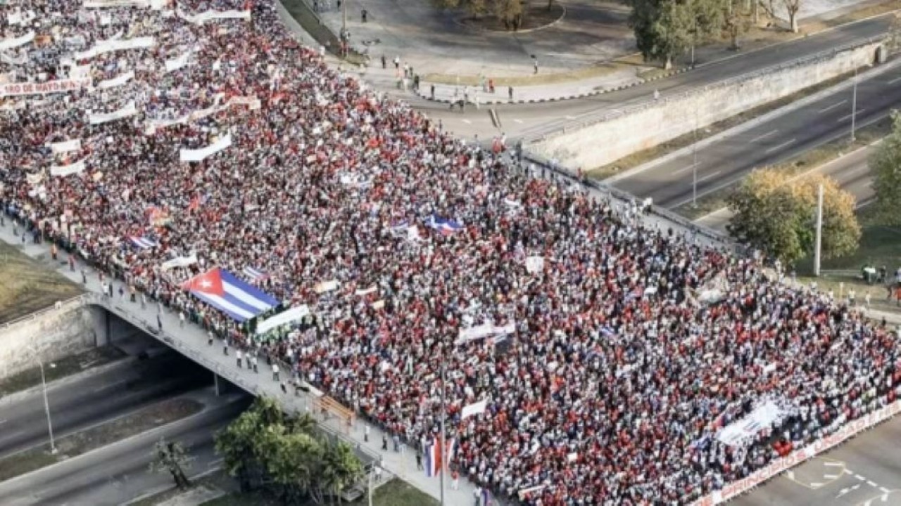 Kuba membatalkan parade May Day akibat dihantam krisis bahan bakar. (Getty Images)