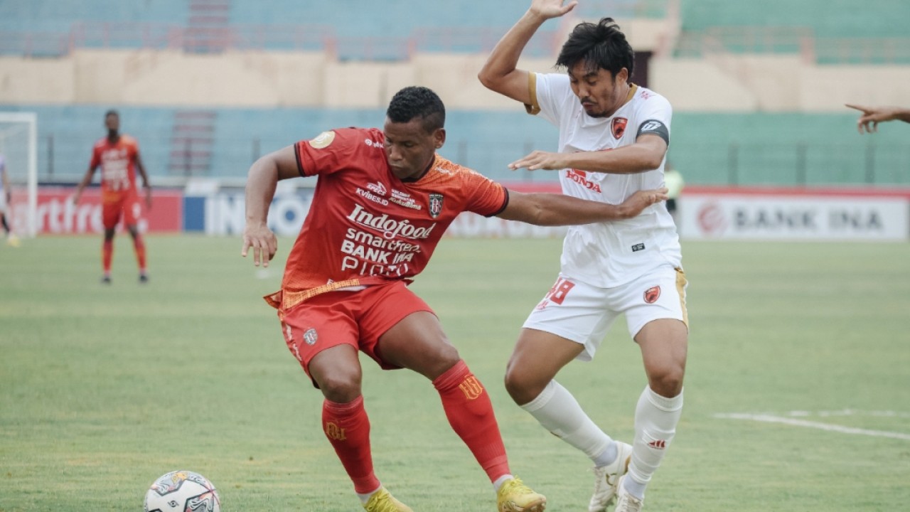 Laga Bali United vs PSM Makassar