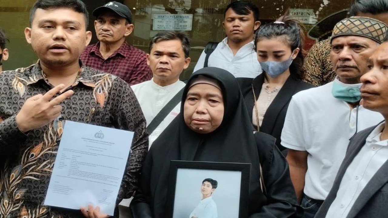 Pihak keluarga korban. (Kompas.com)