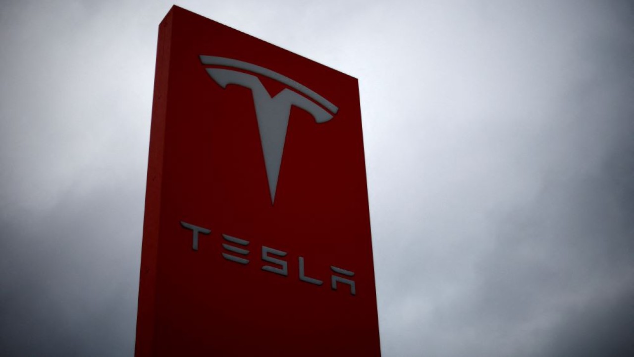 Tesla menaikkan harga mobil listrik Model S, X, dan Y di Amerika Serikat. (Reuters)