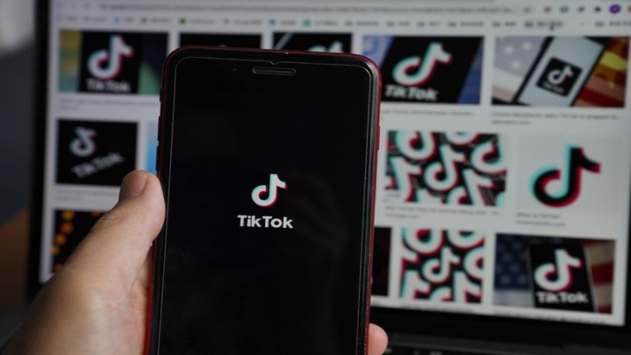 Foto Dokumen: Logo TikTok terlihat di layar smartphone di New York, Amerika Serikat, 30 Agustus 2020. ANTARA/Xinhua/Wang Ying