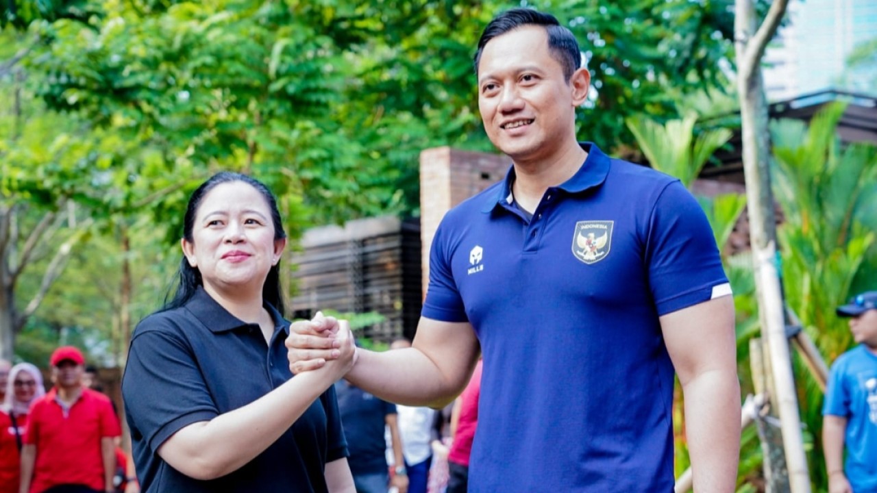 Ketua Tim Pemenangan Pemilu 2024 PDI Perjuangan (PDIP) sekaligus Ketua DPR RI, Puan Maharani bersama Ketua Umum Partai Demokrat, Agus Harimurti Yudhoyono (AHY)