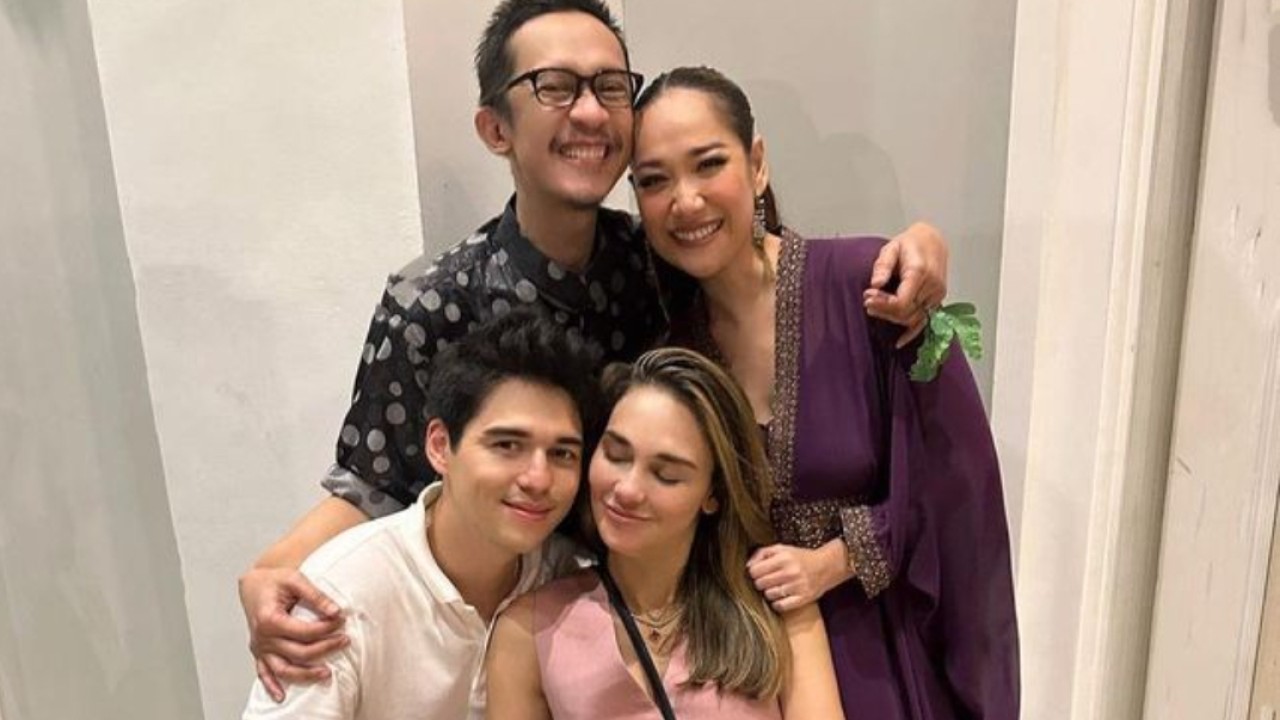 Luna Maya dan Maxime Bouttier bersama Aming serta BCL/net