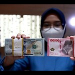 Rupiah melemah karena tertekan data penjualan ritel-1686726532