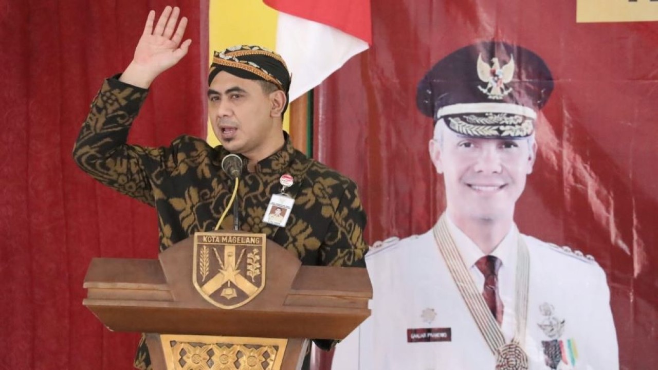 Wakil Gubernur Taj Yasin Maimoen meminta seluruh kepala daerah bersama jajarannya serta pihak terkait semakin giat mengentaskan kemiskinan di Provinsi Jateng. (Istimewa/jatengprov.go.id)