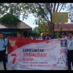 Para penyuluh hukum Kemenkumham Kalsel saat penyuluhan hukum ke sekolah di Banjarmasin. (ANTARA/Firman)-1690445771