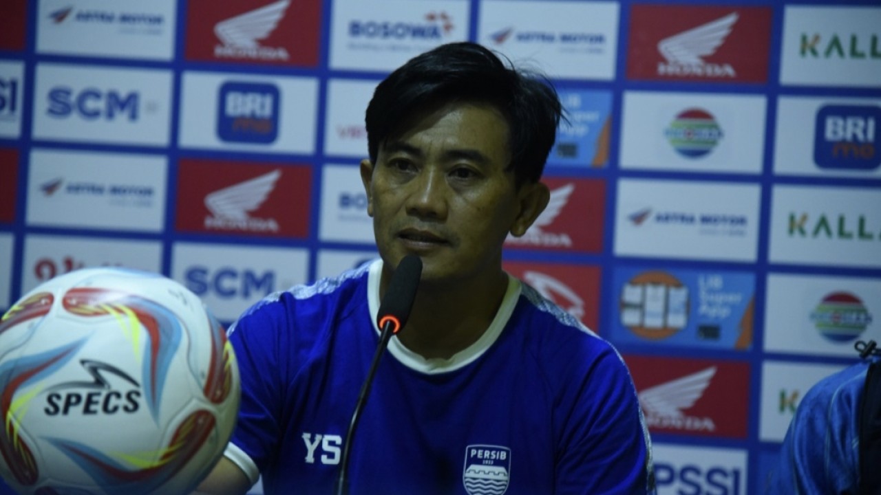 Pelatih sementara Persib, Yaya Sunarya