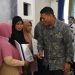 Penyerahan bantuan modal usaha di Kediri, Jawa Timur, Rabu (26/7/2023). ANTARA/ HO-Pemkot Kediri-1690372751