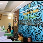 Warga Palangka Raya saat mengurus pajak di kantor pajak Palangka Raya. ANTARA/Rendhik Andika-1690443924