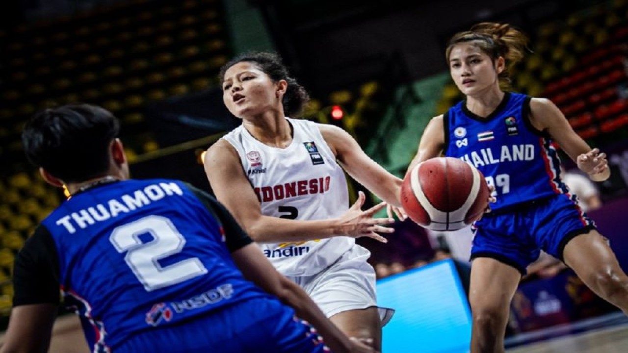 Pemain Timnas Bola Basket Putri Indonesia Agustin Elya Gradita Retong. ANTARA/HO-FIBA