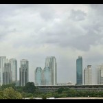 Awan menyelimuti Kota Jakarta. FOTO ANTARA/Yudhi Mahatma/ama/aa.-1691726100