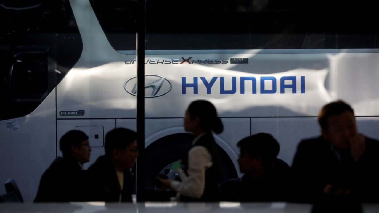 Ilustrasi. Pekerja Hyundai Motor Korea Selatan (Korsel) melakukan mogok kerja pada Jumat (25/8/2023). (Reuters)