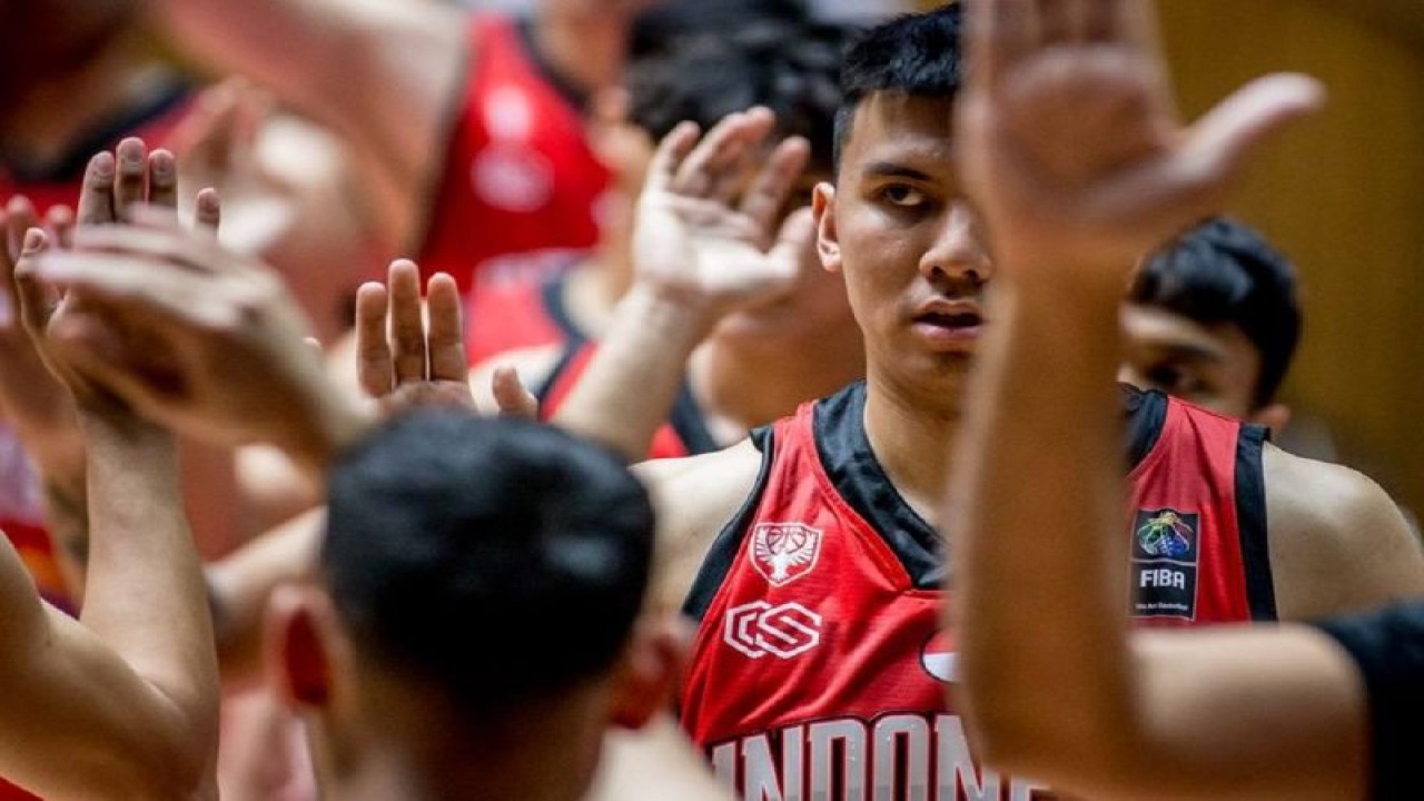 Pemain Timnas Basket Indonesia Julian Laurent Kokodiputra. ANTARA/HO-Perbasi