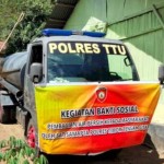 Polres Timor Tengah Utara salurkan bantuan air bersih ke empat desa-1692080231