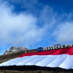 PT Freeport pecahkan rekor dunia pembentangan Bendera Merah Putih-1692239642