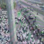 Tangkapan layar unjuk rasa nakes dan non nakes di depan gedung DPR RI di Jakarta, Senin (7/8/2023). ANTARA/ Instagram/@tmcpoldametro-1691383632