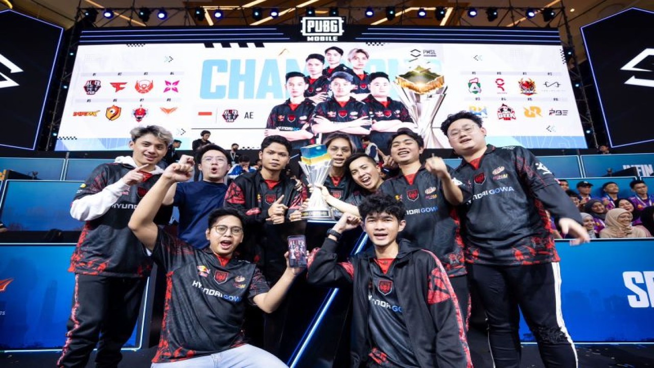 Tim Alter Ego Ares menjadi juara di 2023 PMSL SEA FALL di Kuala Lumpur, Malaysia, Minggu (27/8/2023). (ANTARA/HO/PUBG Mobile)