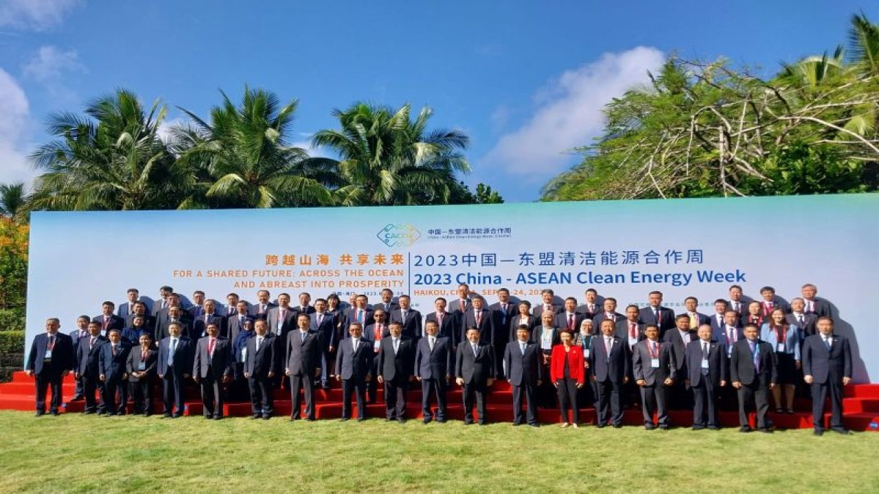 Ajang the 1st China-ASEAN Clean Energy Week (CACEW) di Hainan, China, Selasa (19/9/2023). ANTARA/HO-Humas Kementerian ESDM