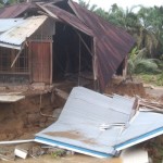 Banjir melanda sejumlah lokasi di lima kecamatan di Pasaman Barat-1695358340