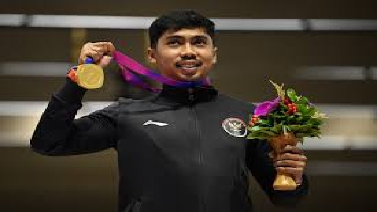 Muhammad Sejahtera Dwi Putra peraih emas pertama Indonesia dari cabor menembak Asian Games 2022/ist   