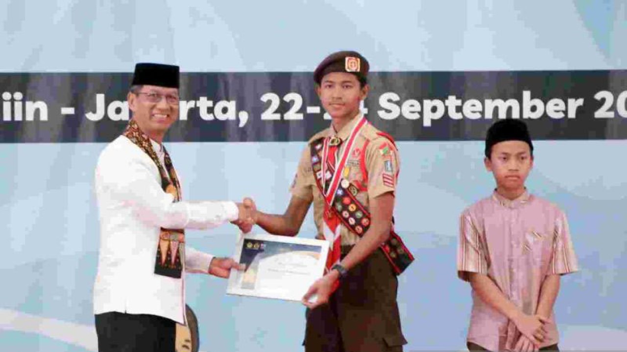 Penjabat (Pj) Gubernur DKI Jakarta Heru Budi Hartono saat menghadiri dan membuka kegiatan Festival Anak Generasi Penerus (Generus/FAG) Tahun 2023 yang diselenggarakan Lembaga Dakwah Islam Indonesia (LDII) DKI Jakarta di Padepokan Pencak Silat Pondok Pesantren Minhaajurrosyidiin, Cipayung, Jakarta Timur, Sabtu (23/9/2023). (ANTARA/Ho/PPID DKI Jakarta)