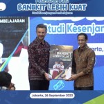 Kemendikbudristek meluncurkan buku Bangkit Lebih Kuat-1695717369