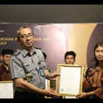 Kemenkumham Bali serahkan 14 sertifikat kekayaan intelektual-1695024070