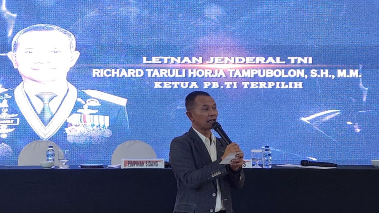 Ketum PBTI Letjen TNI Richard Tampubolon