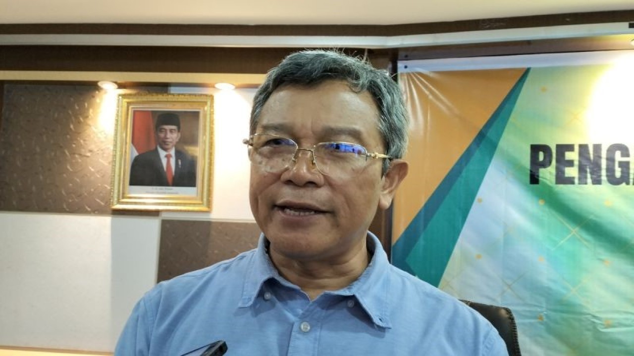 Pakar Mekanika Teknik dan Rekayasa Struktur dari Fakultas Teknik Universitas Andalas Sumatera Barat Prof. Febrin Anas Ismail. (ANTARA/Muhammad Zulfikar).